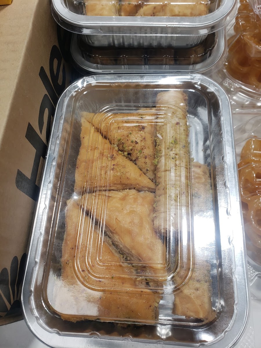 Mama Bakery And Karahi-9